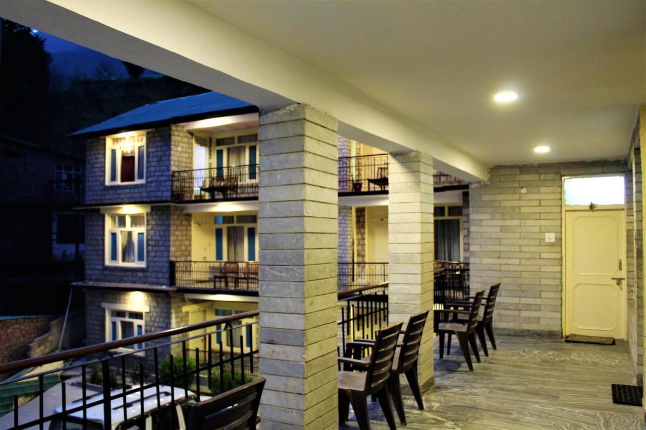 Hotel New Royal Manāli Exterior foto